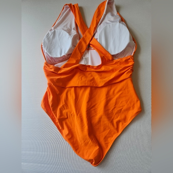 Hilinker- Women's ,Size XL , One-Piece Swimsuit Orange - Picture 5 of 6